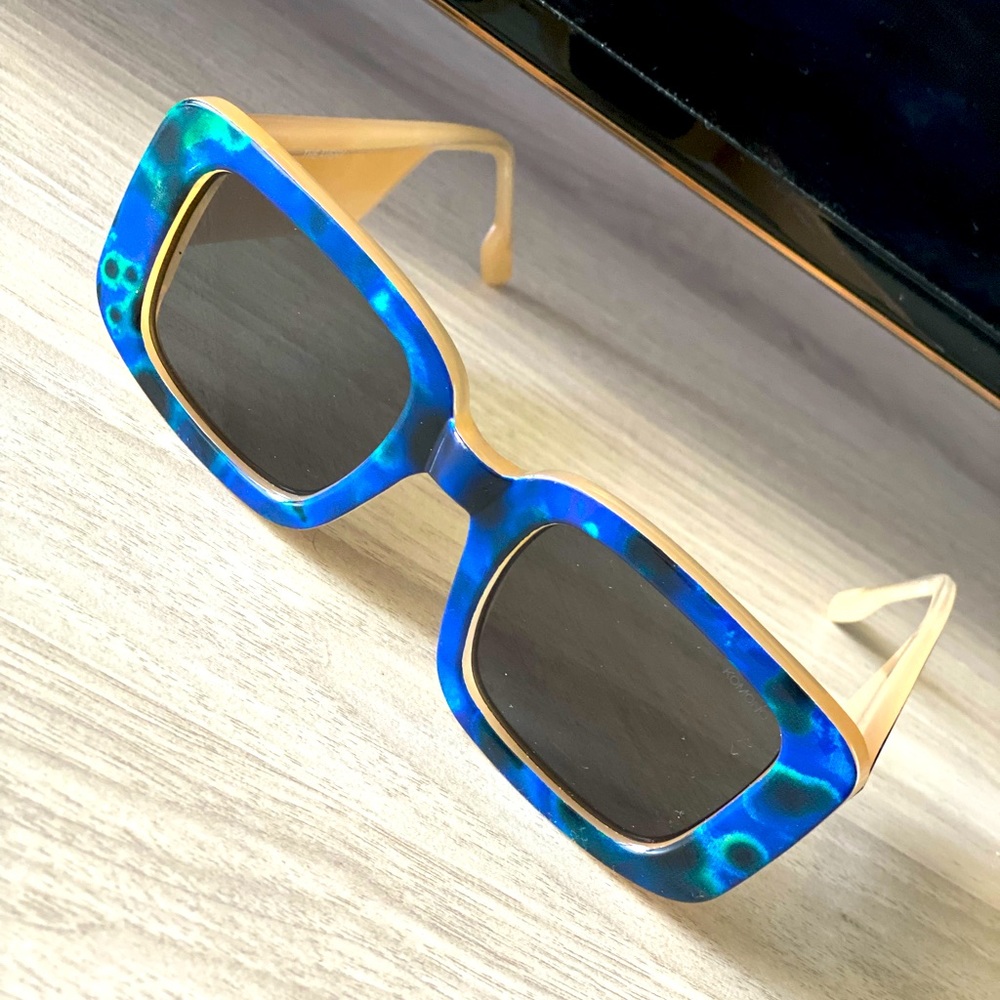 Brand new Kokomo square frame glasses